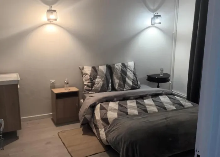 Yasmine Тулуза